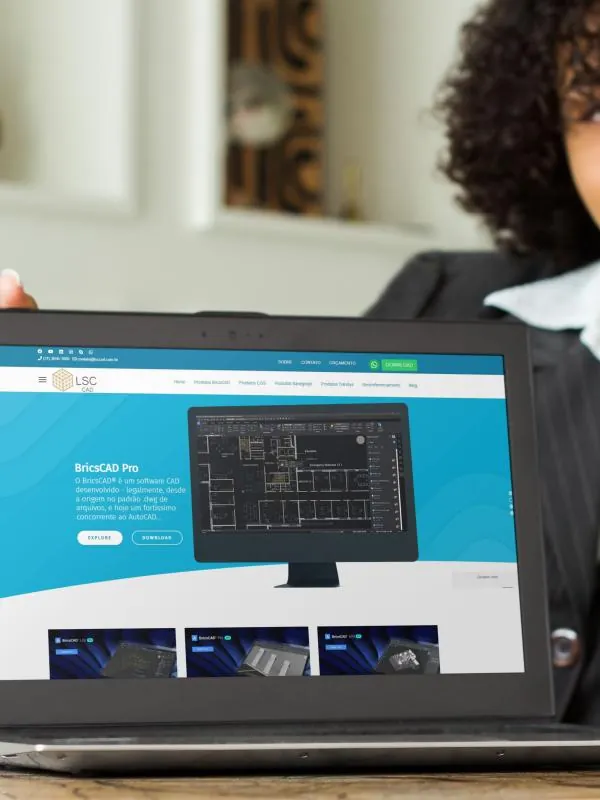Mockup do site e das peças de divulgação da LSC CAD